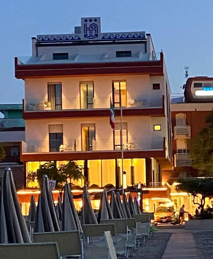 Hotel Admiral Bellaria-Igea Marina Exterior foto